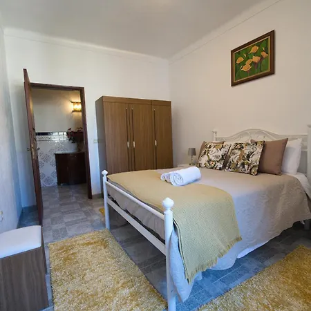 Casa Pedra Da Paciencia * مونسانتو
